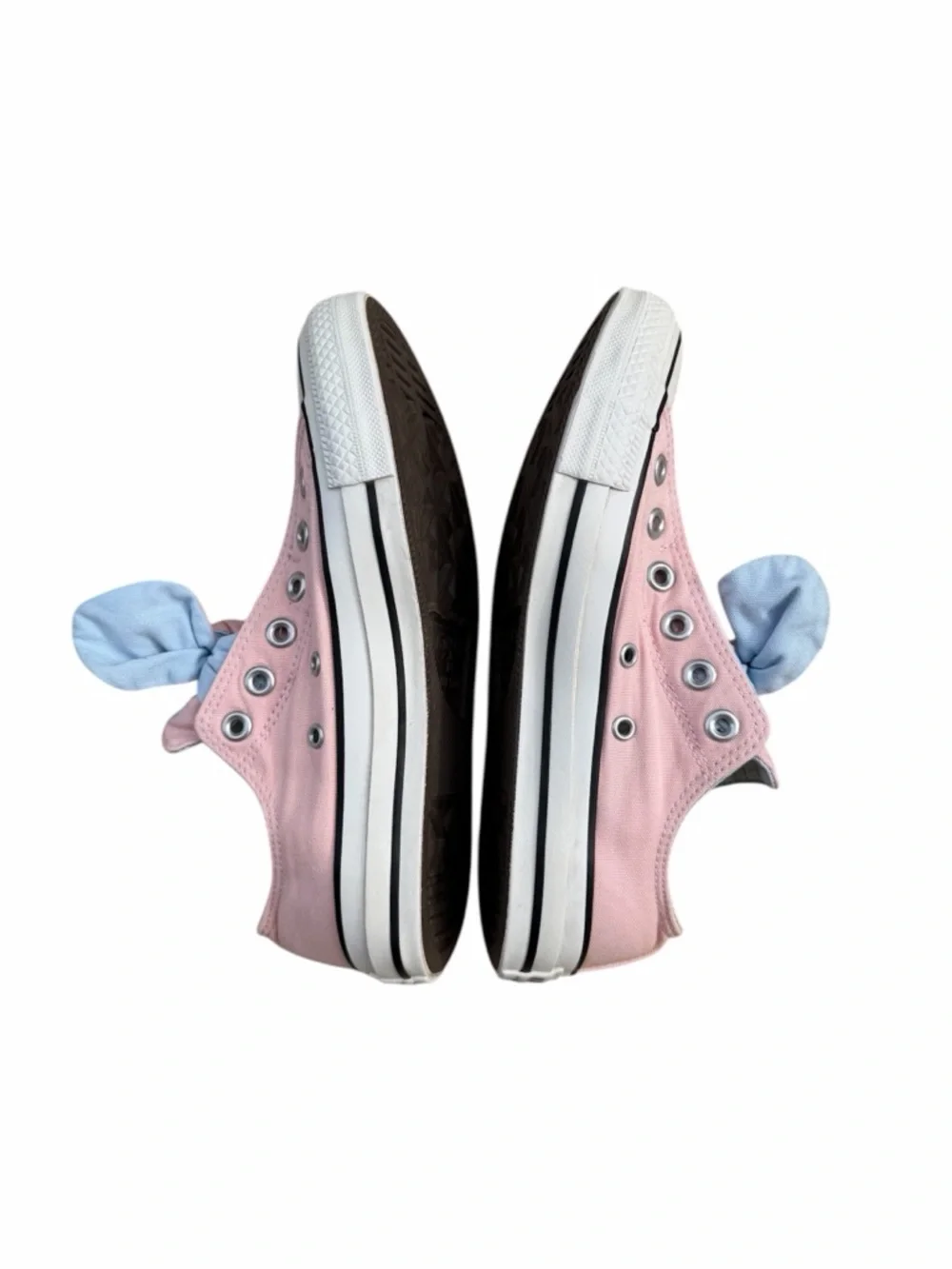 Converse Pink Canvas Low-Top Sneakers with Bow Accent size 5 - Picture 3 of 8